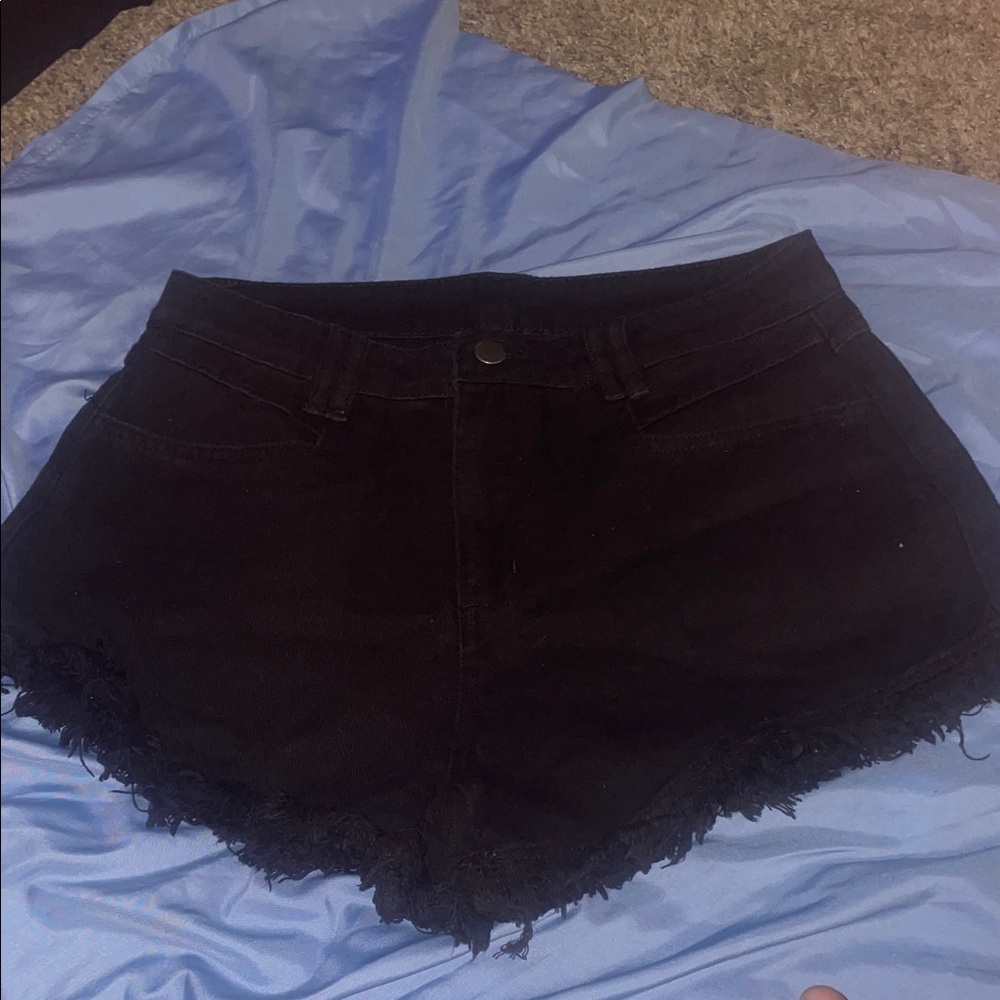 SHEIN Black Frayed Hem Jean Shorts
